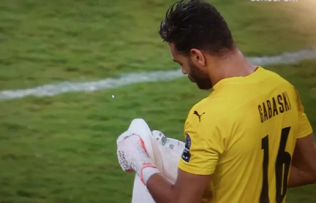 CAN 2023: Gabaski and Mbemba holders, the official lines of Egypt-DRC