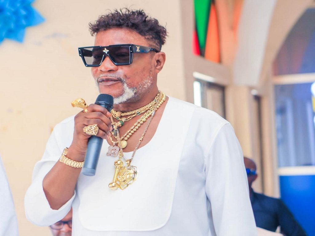 DRC: candidate for the Senate, singer Koffi Olomide reveals his political ambitions