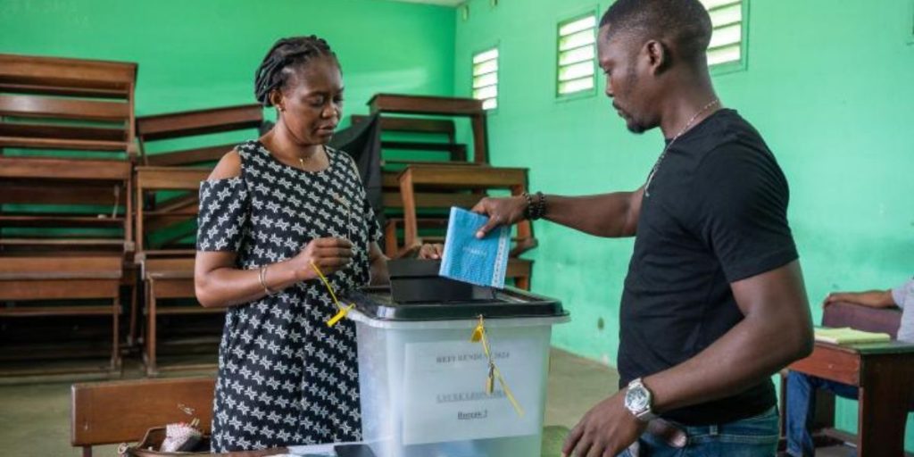 Gabon: the constitution adopted with 91.80 to € ‰% of votes during the referendum