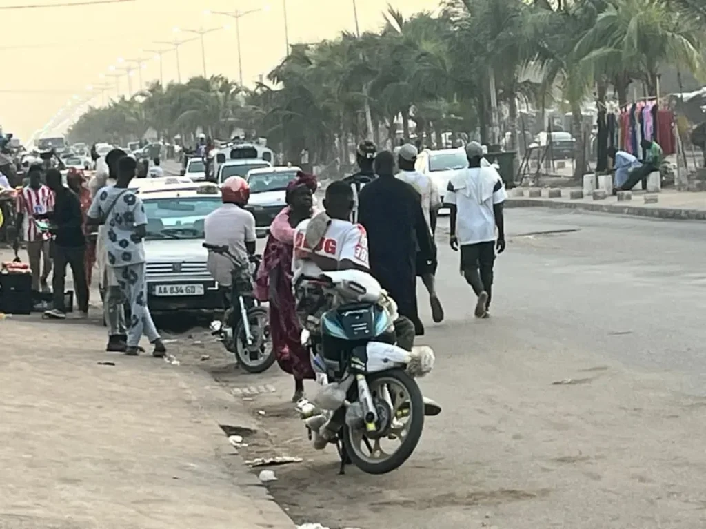 “Jakarta” motorcycle drivers: A livelihood in danger in Touba