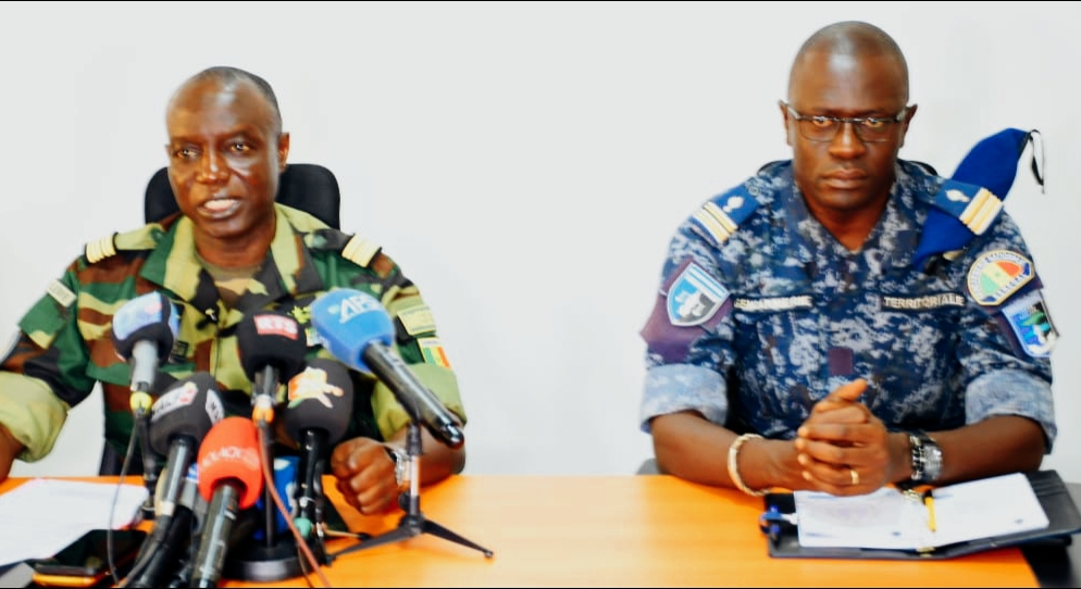 Preparations for the April 4 celebration: The central area is ready for a grandiose parade!