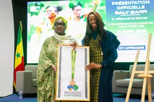 Saly Sarr celebrated at the height of her historic performance April 22, 2026