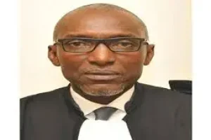 The Bar Association denounces the illegal exercise of the profession by foreign firms