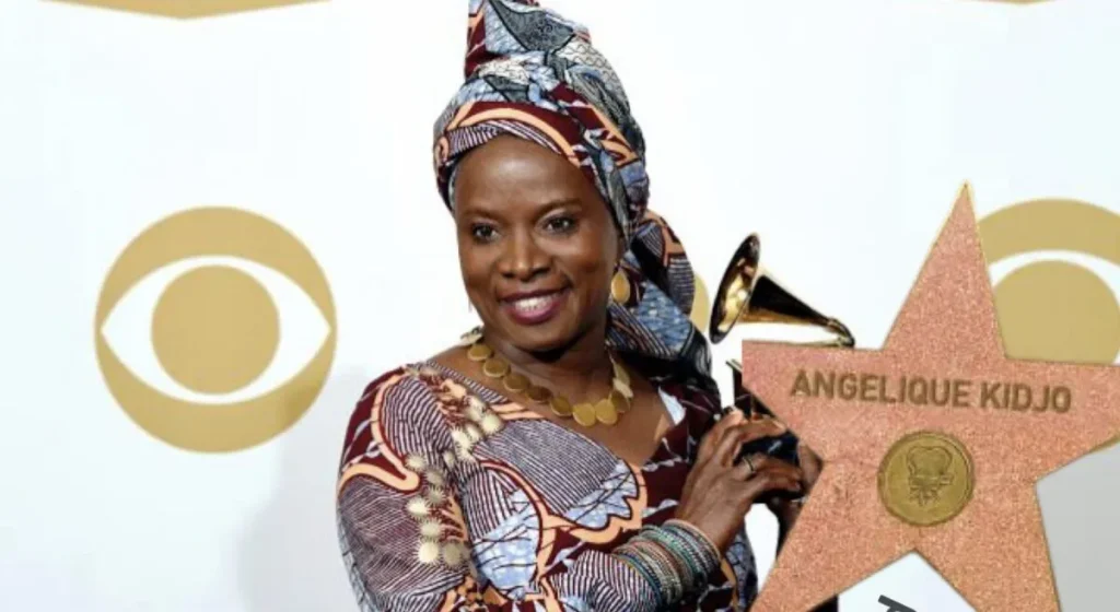 Angélique Kidjo soon engraved in the sidewalk of Hollywood: a star for all of Africa