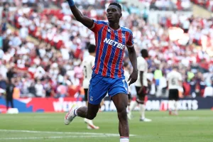 Mercato: Crystal Palace says no to Liverpool for Ismaïla Sarr!
