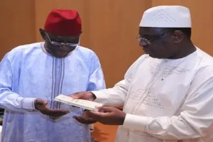 Death of Cheikh Hamidou Kane: Macky Sall salutes the memory of a “great intellectual figure”