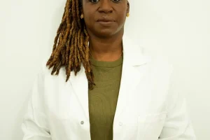 Dr Mame Aminata Ndir, dermatologist: “Depigmenting products can cause several complications”